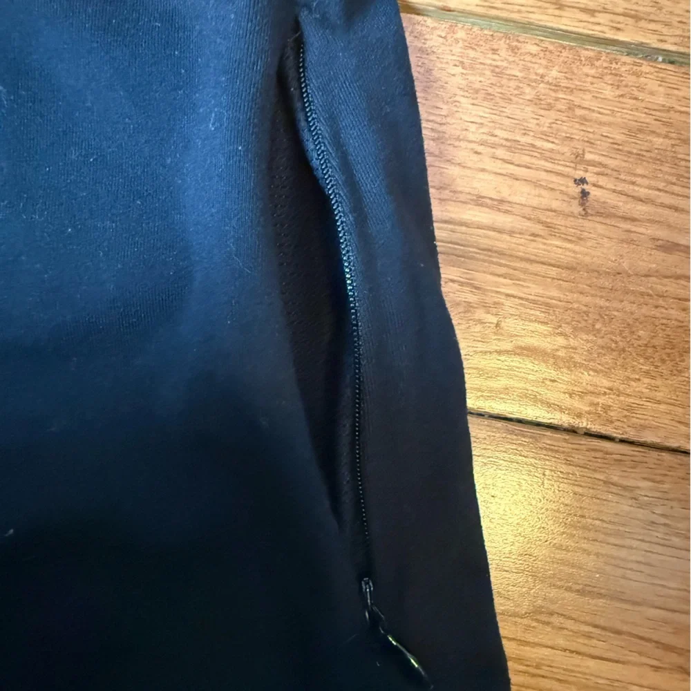 Athleta Black Athletic Skirt with Side Zip Pockets - Picture 3 of 5